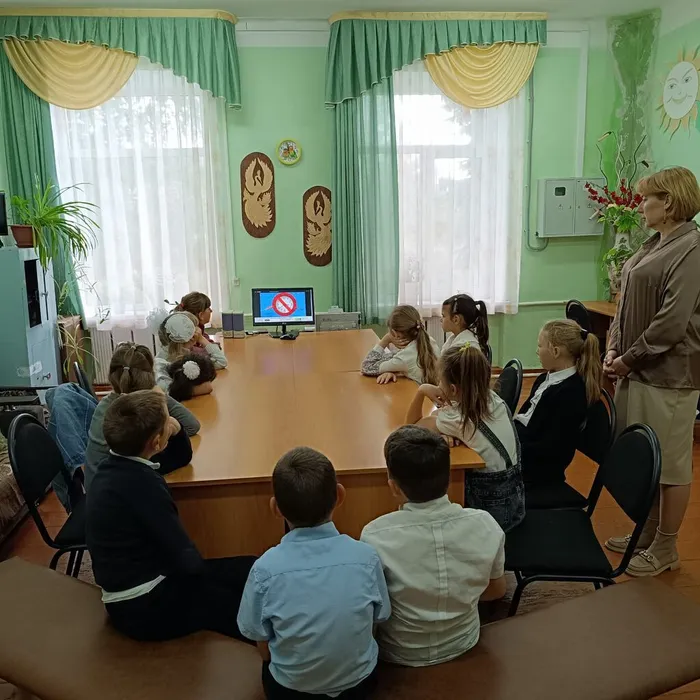 «Уходя на каникулы помни…»-час безопасности