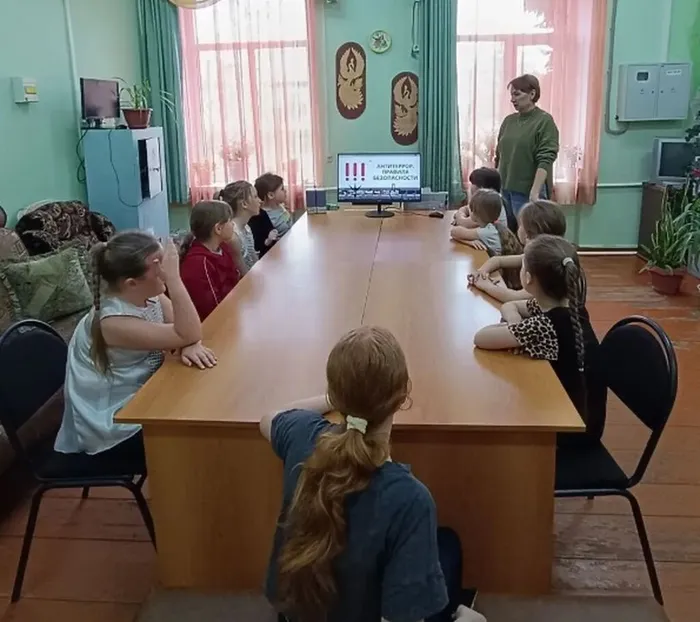 "Антитеррор-правила безопасности" - беседа