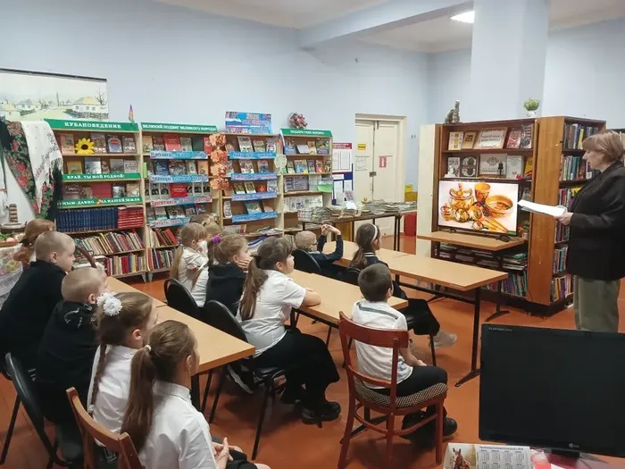 «Мозаика культур»-познавательный час