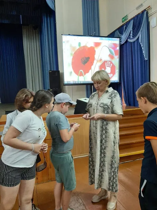 чем опасен мак