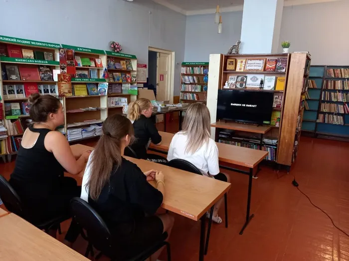 "Бывших не бывает"- тематический обзор фильма