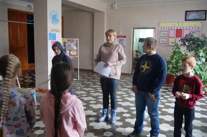 "Аты-баты, шли солдаты!" - конкурсно-игровая программа