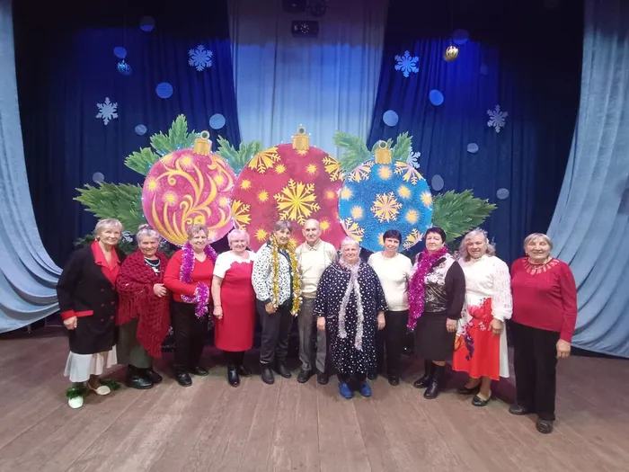 «Праздничный хоровод»-Праздничный огонёк