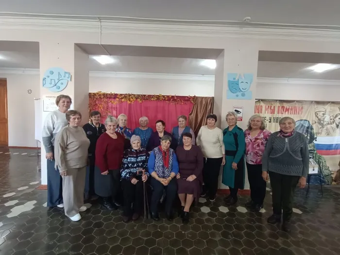 «С любовью о маме»-литературно-музыкальный час